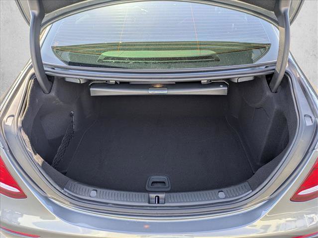Used 2019 Mercedes-Benz E 300 image 6