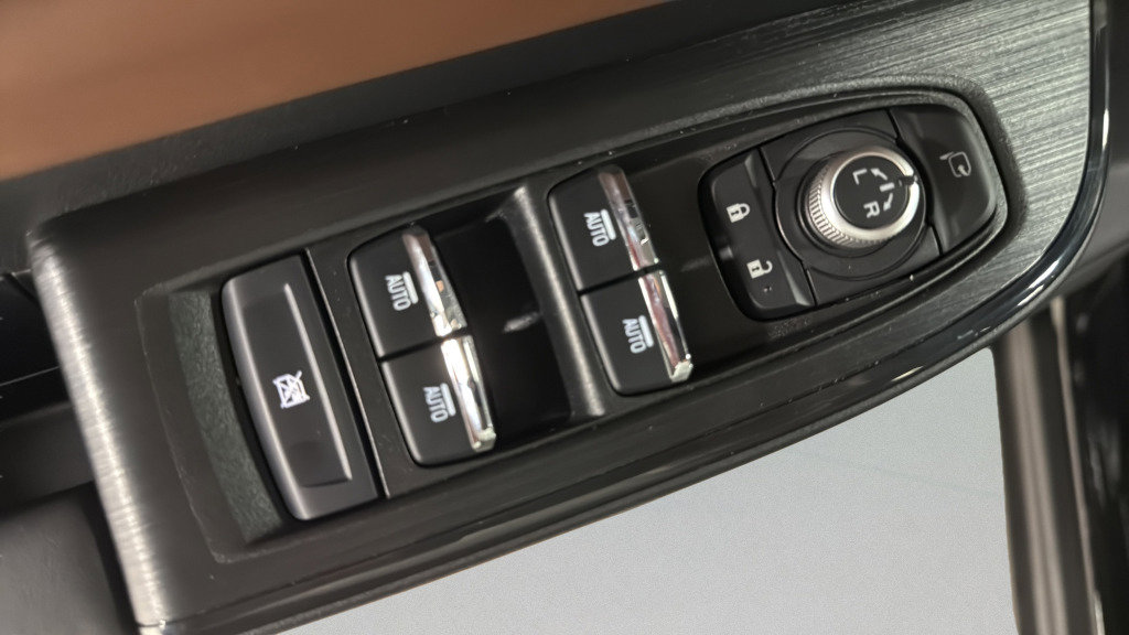 New 2026 Subaru Outback Touring image 15