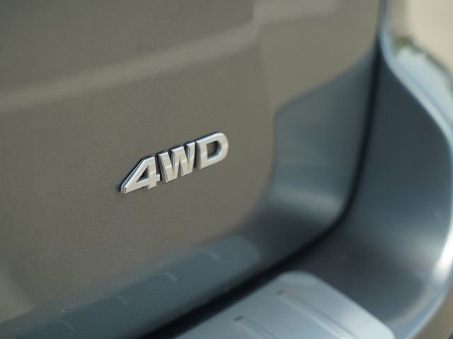 Used 2020 Nissan Pathfinder S AWD/4WD image 39