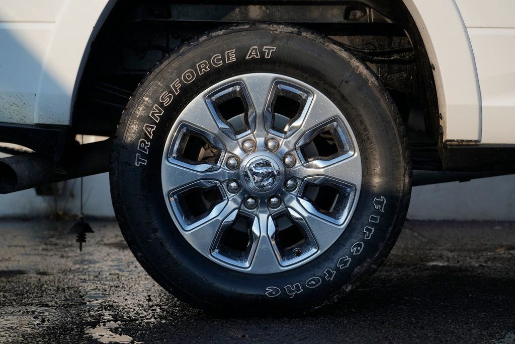 Used 2019 RAM 3500 Limited image 11