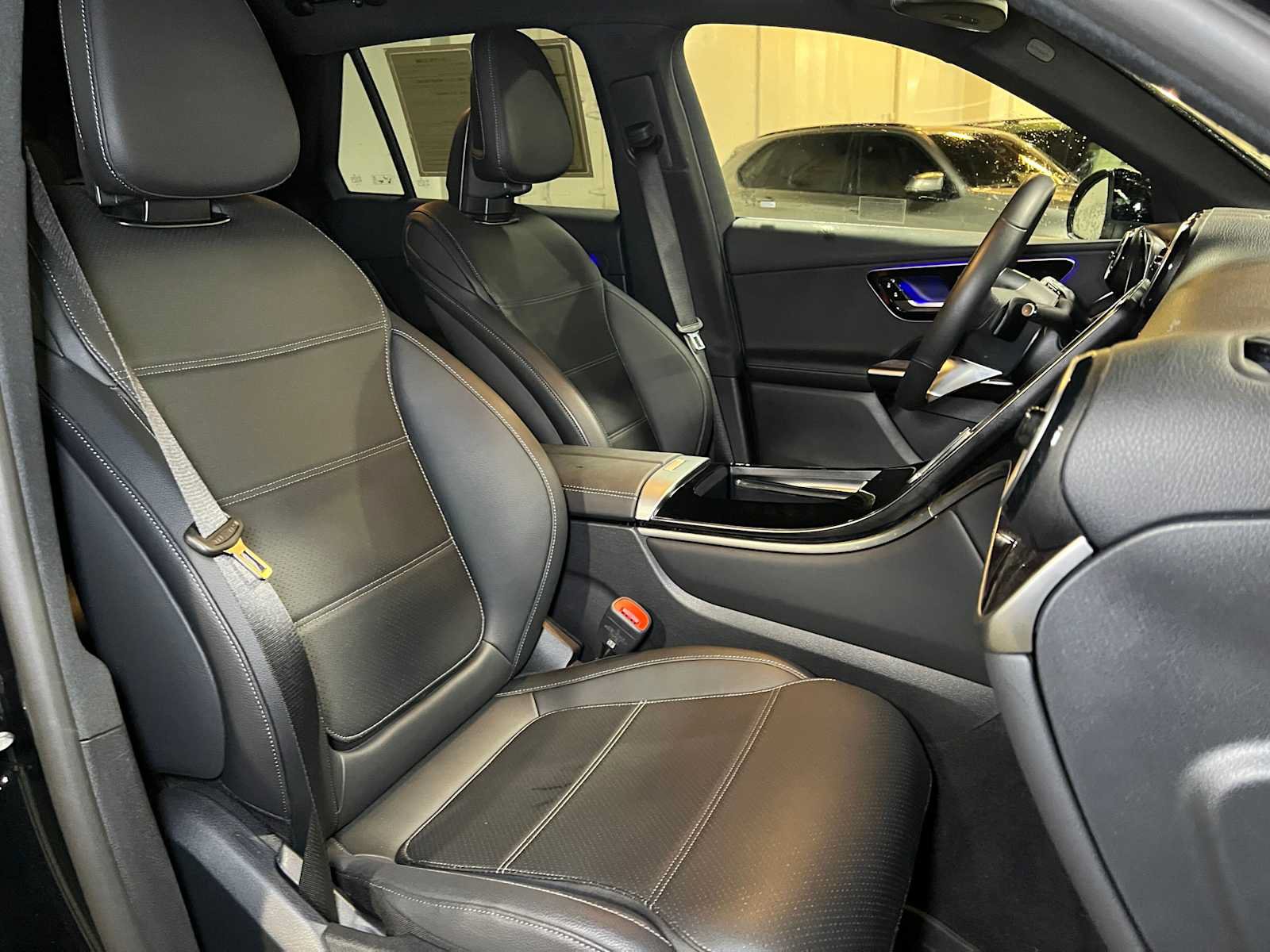Used 2025 Mercedes-Benz GLC 300 image 48