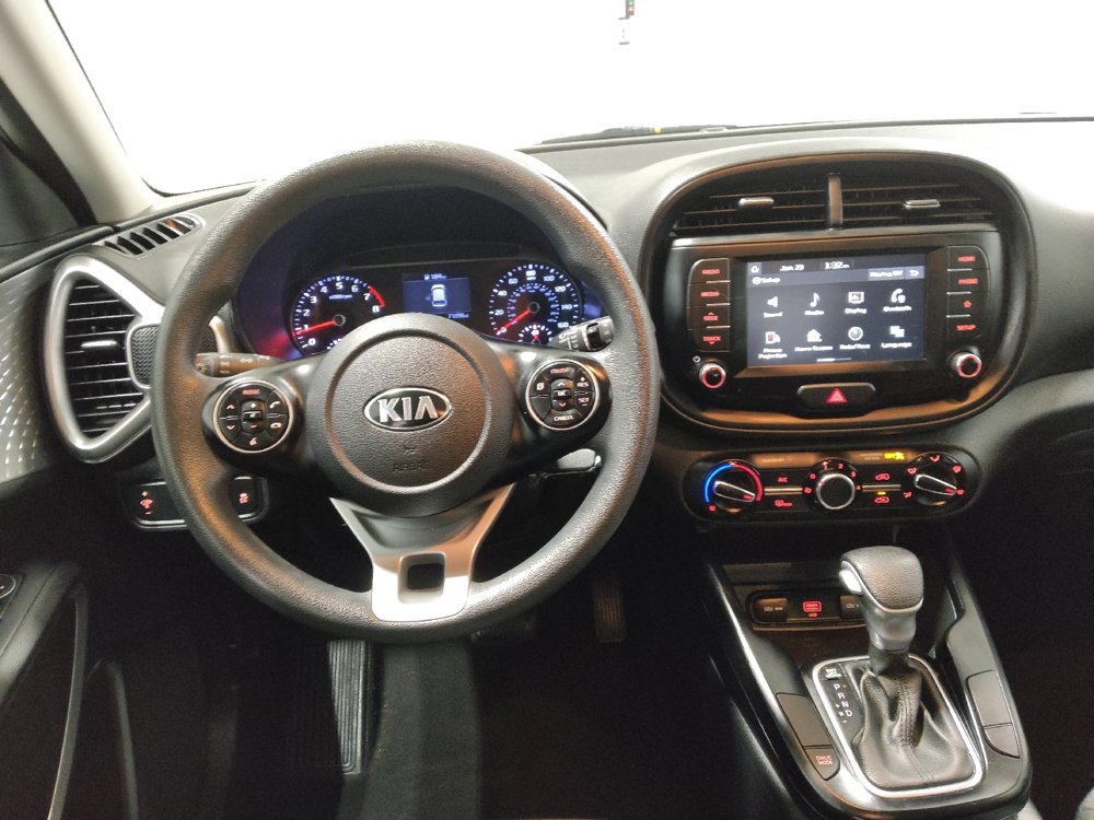 Used 2020 Kia Soul LX image 22