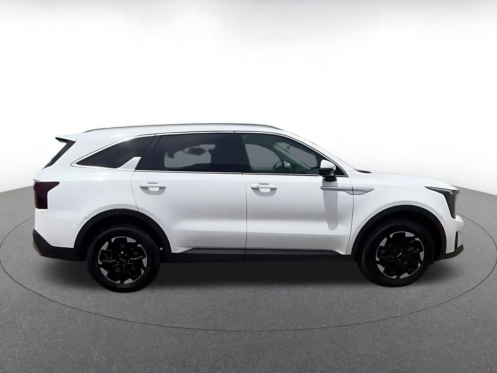Used 2024 Kia Sorento S AWD/4WD image 16