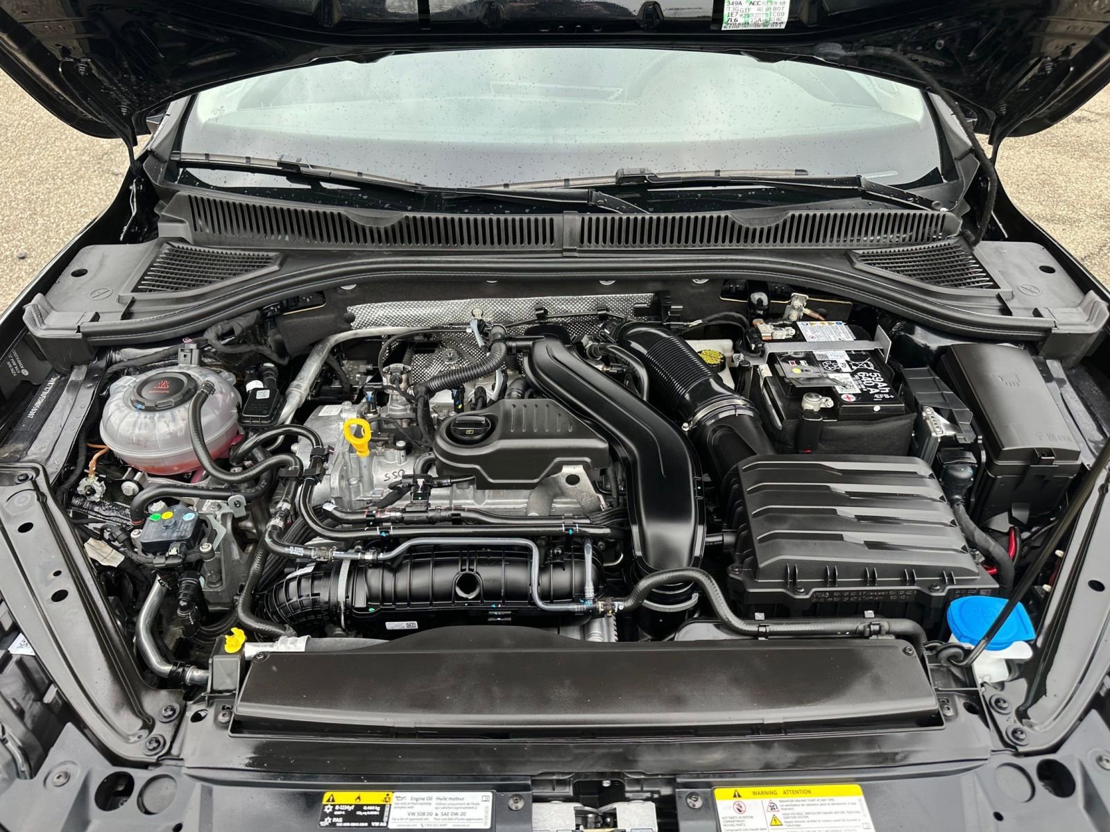 Used 2025 Volkswagen Jetta SE image 34