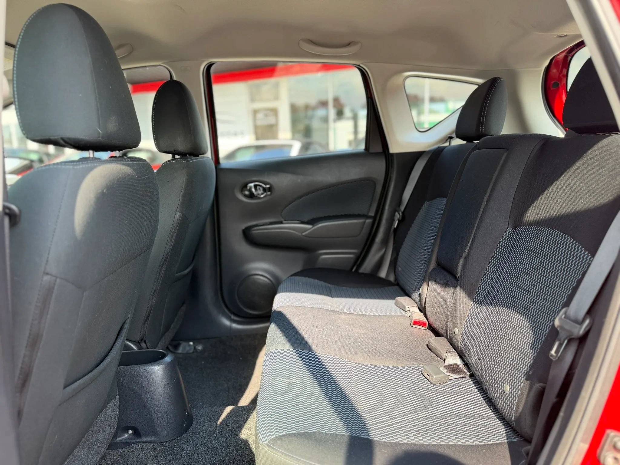 Used 2015 Nissan Versa Note FWD image 13
