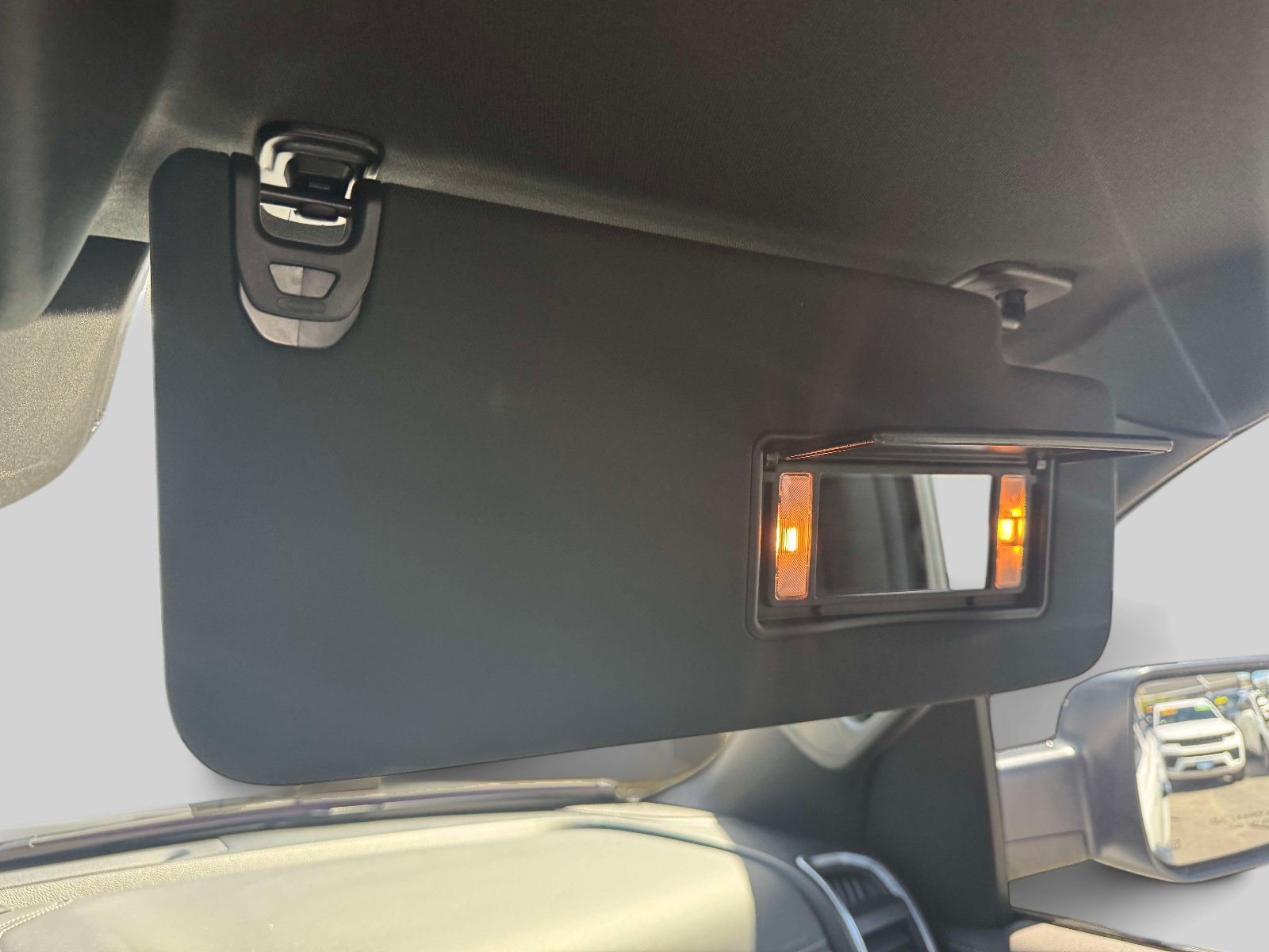 Used 2024 RAM 1500 Laramie AWD/4WD image 29