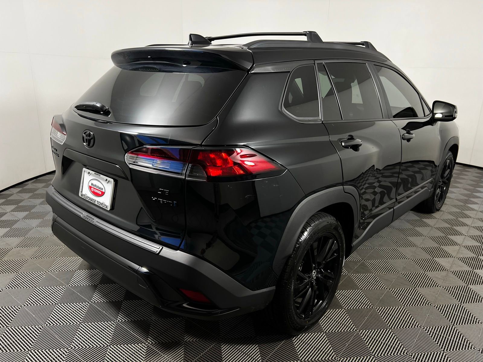 Certified 2024 Toyota Corolla Cross AWD Hybrid image 5