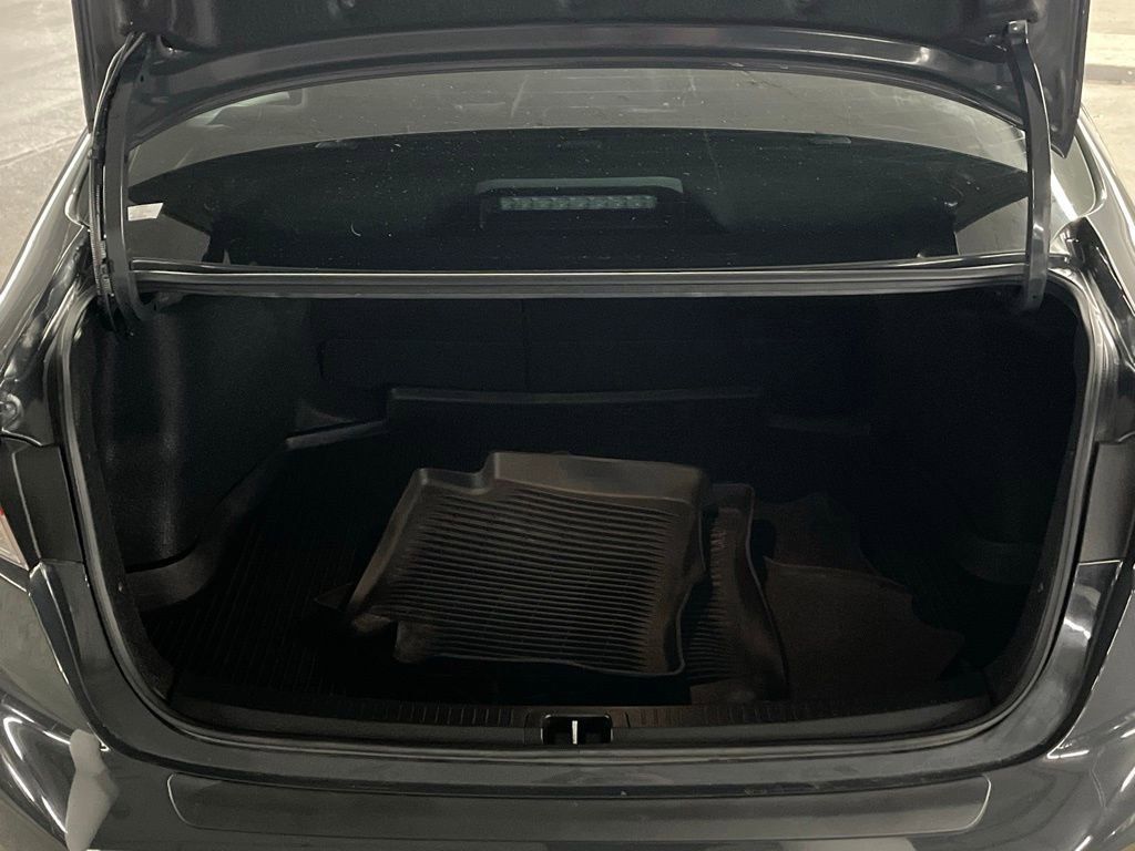 Used 2024 Toyota Corolla LE image 33