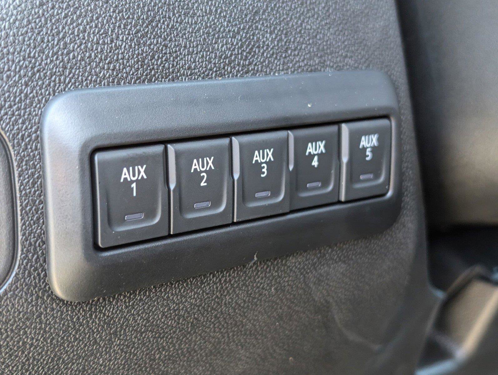 New 2025 GMC Sierra 2500 Pro w/ Convenience Package image 35