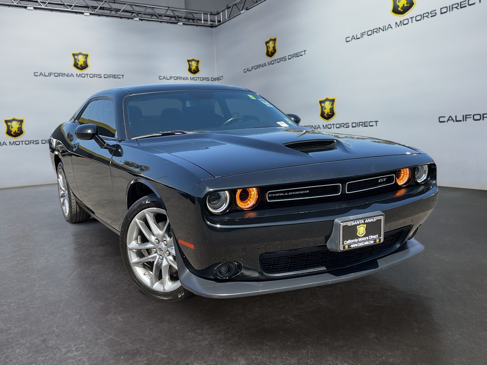 Used 2022 Dodge Challenger GT AWD/4WD image 3