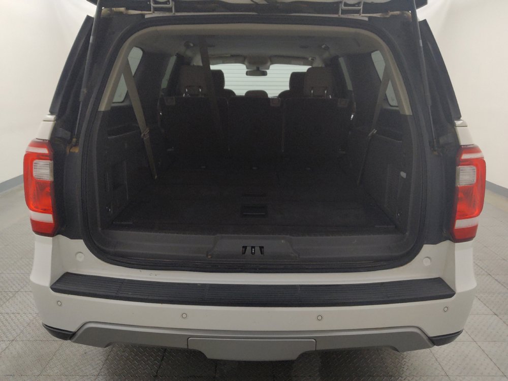 Used 2018 Ford Expedition Max XLT w/ Cargo Package RWD image 29