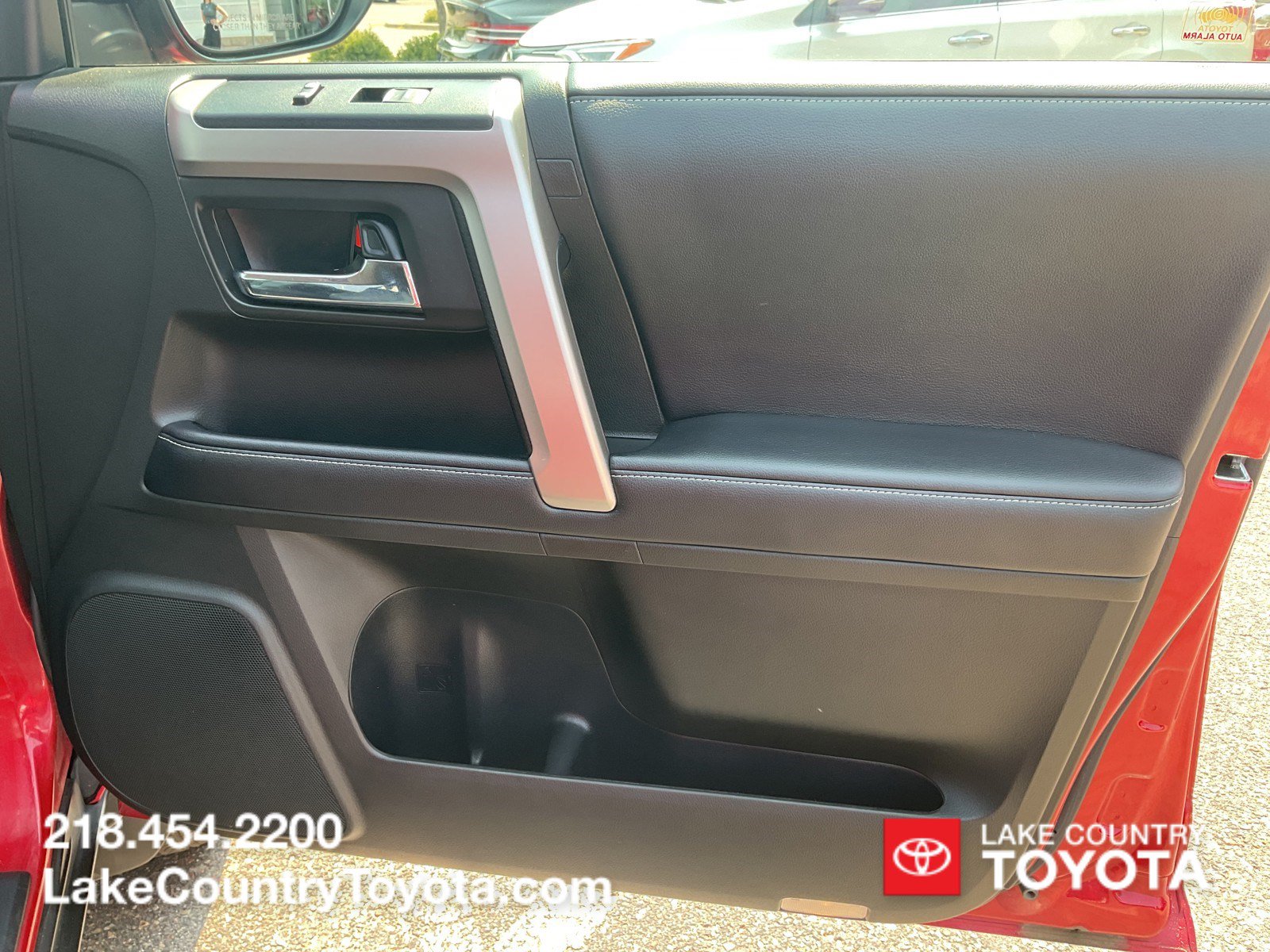 Used 2017 Toyota 4Runner SR5 Premium AWD/4WD image 12
