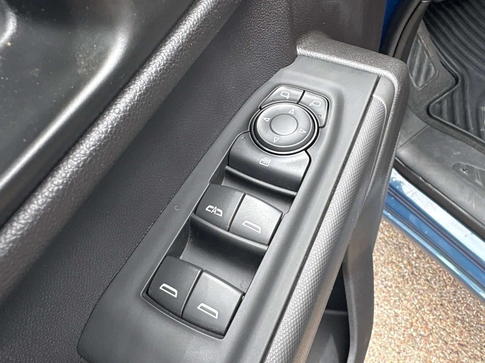 Used 2024 Chevrolet Silverado 1500 Custom RWD image 11