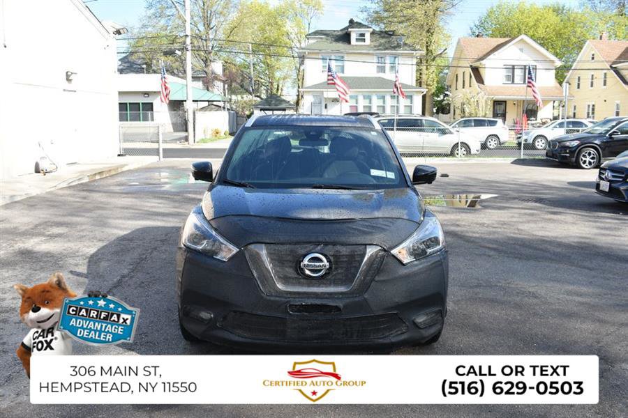 Used 2020 Nissan Kicks SR FWD image 3