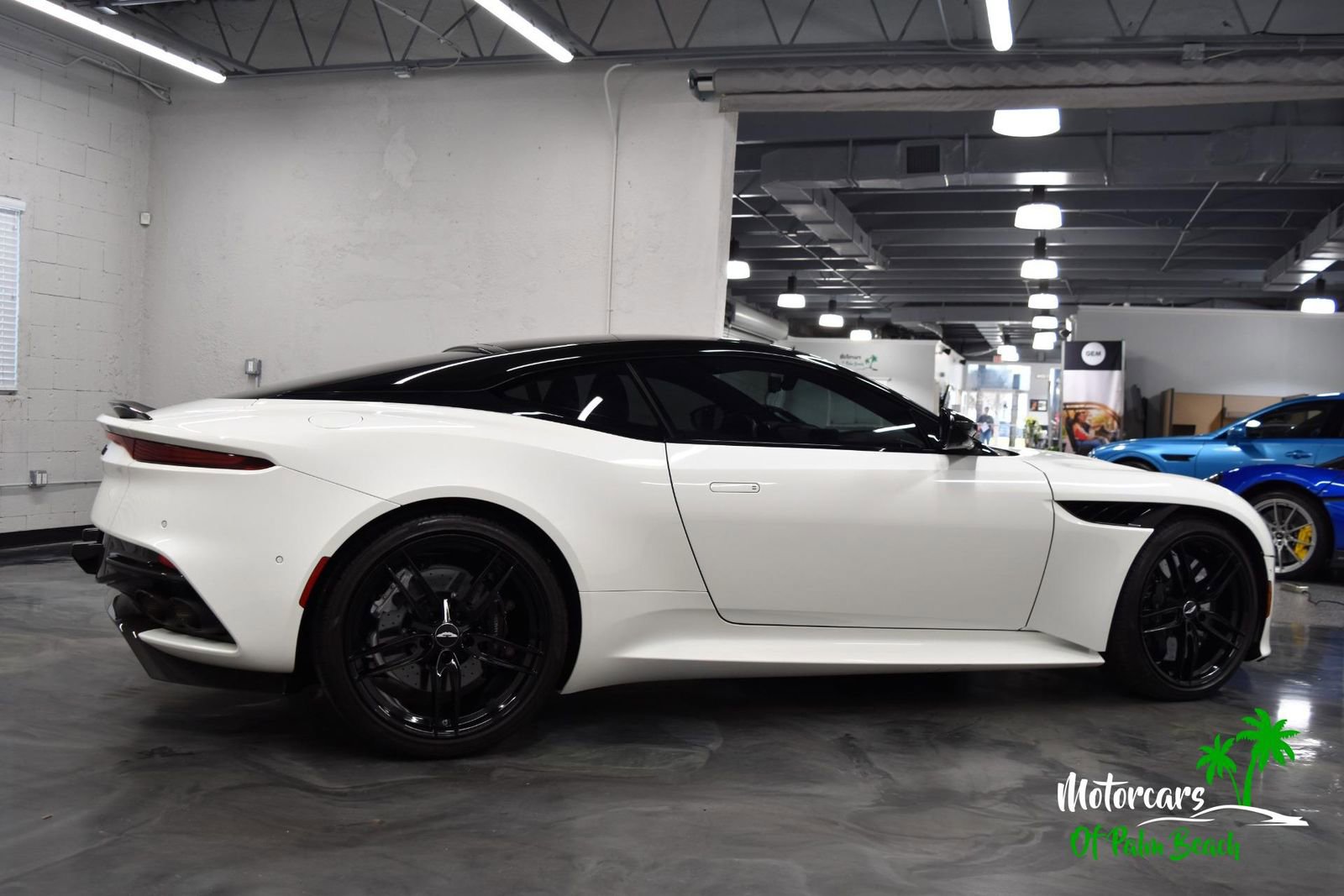 Used 2019 Aston Martin DBS Superleggera image 13