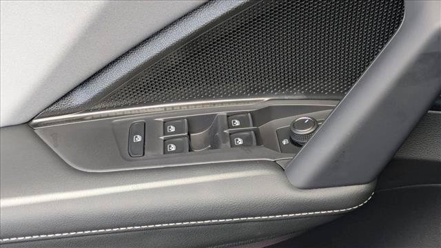 New 2026 Volkswagen Tiguan SE AWD/4WD image 13