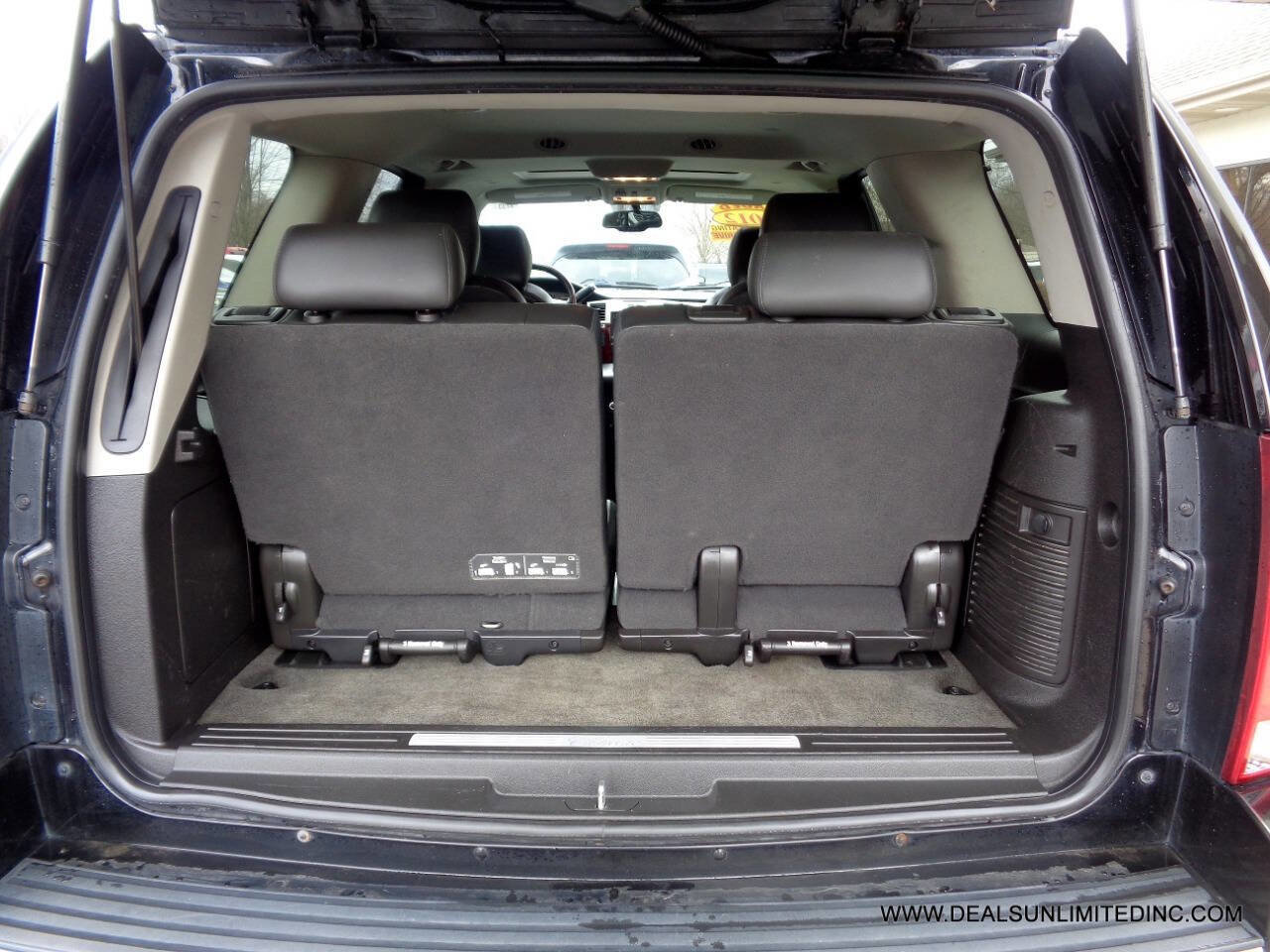 Used 2012 Cadillac Escalade Luxury image 26