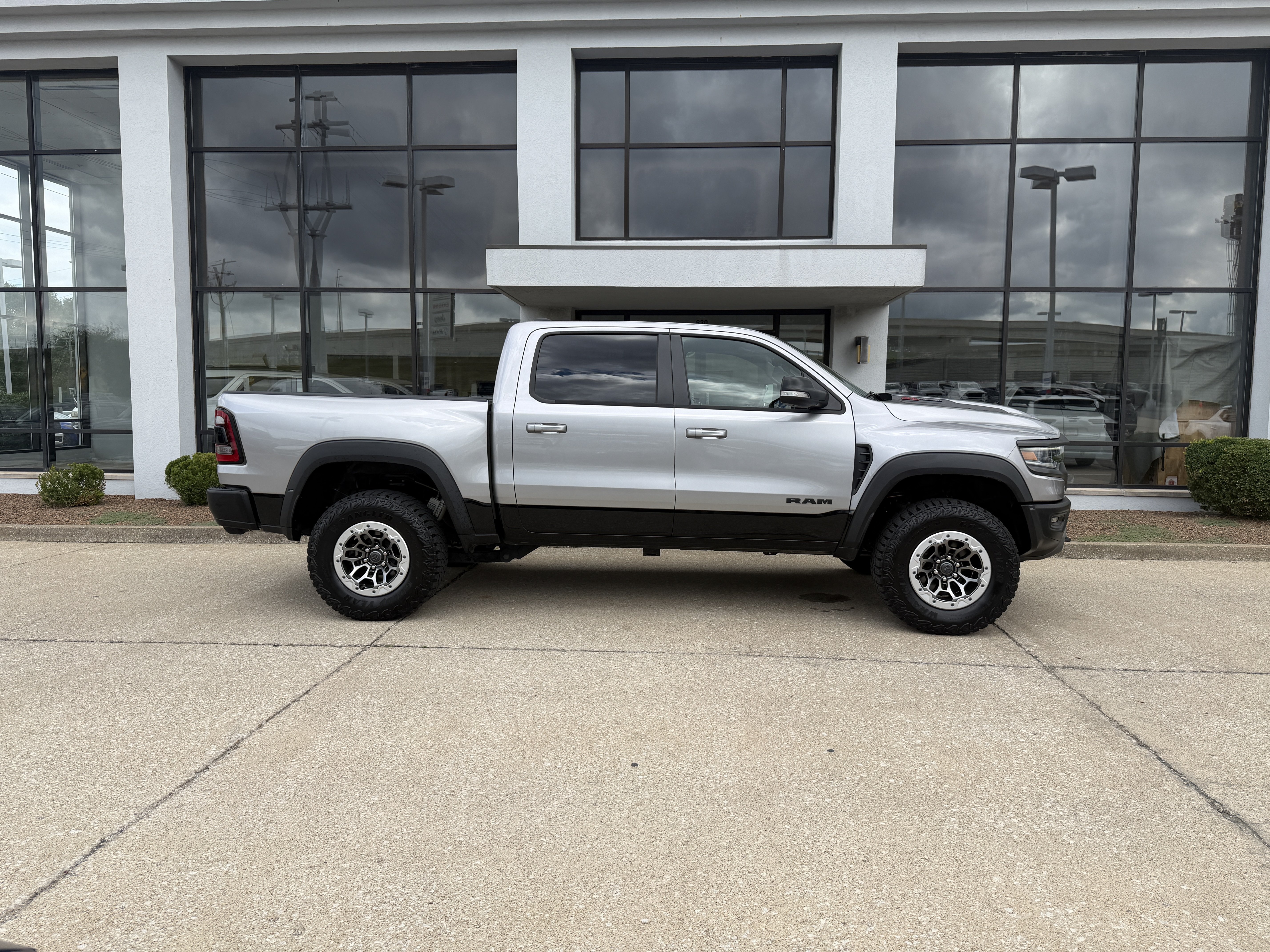 Used 2022 RAM 1500 TRX w/ TRX Level 1 Equipment Group AWD/4WD image 3