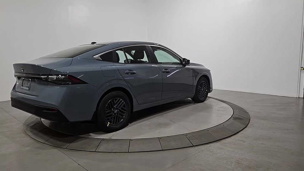 New 2026 Nissan Sentra SV image 5