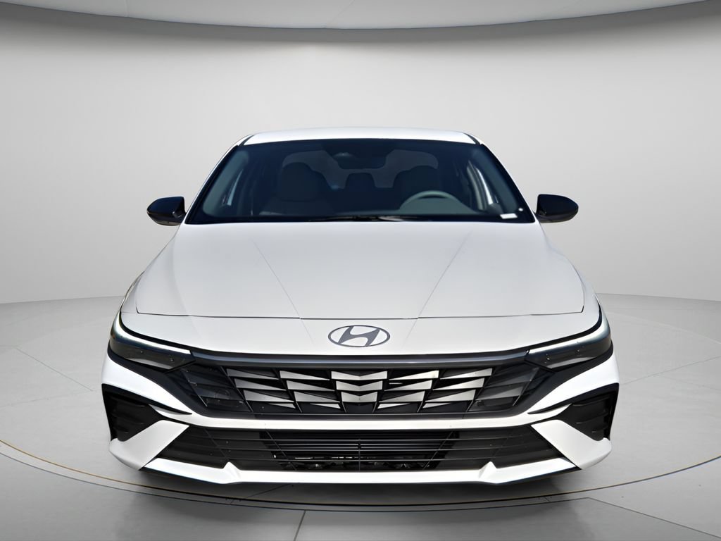 New 2026 Hyundai Elantra Sport FWD image 4
