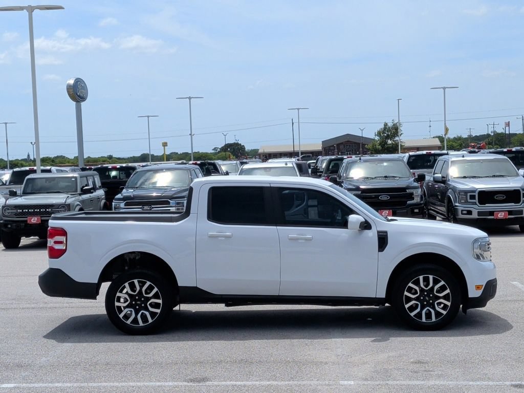 Used 2022 Ford Maverick Lariat FWD image 9