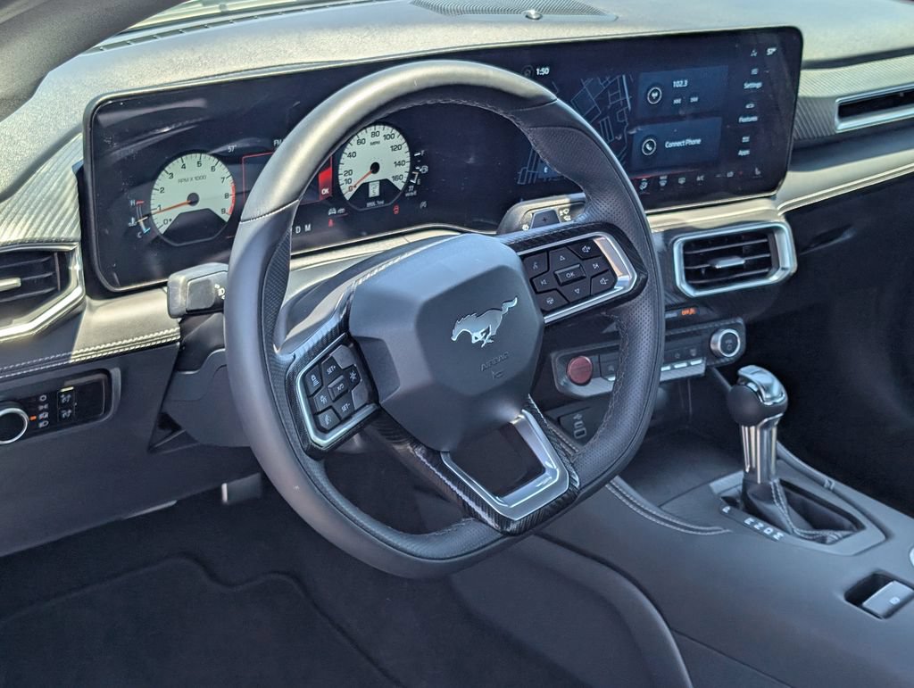 Used 2025 Ford Mustang GT Premium RWD image 13