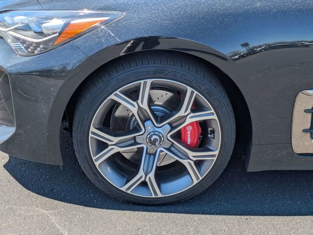 Used 2021 Kia Stinger GT1 AWD/4WD image 10