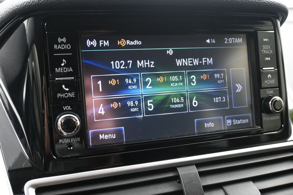 Used 2018 Mitsubishi Eclipse Cross ES AWD/4WD image 17
