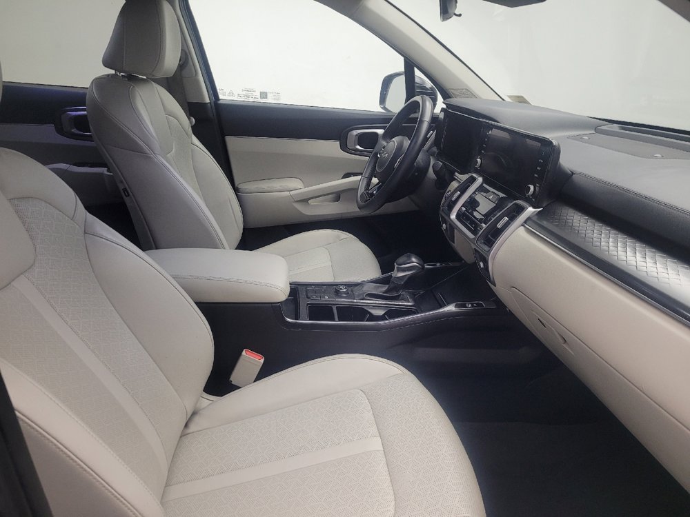 Used 2023 Kia Sorento S w/ Panoramic Sunroof Package image 21