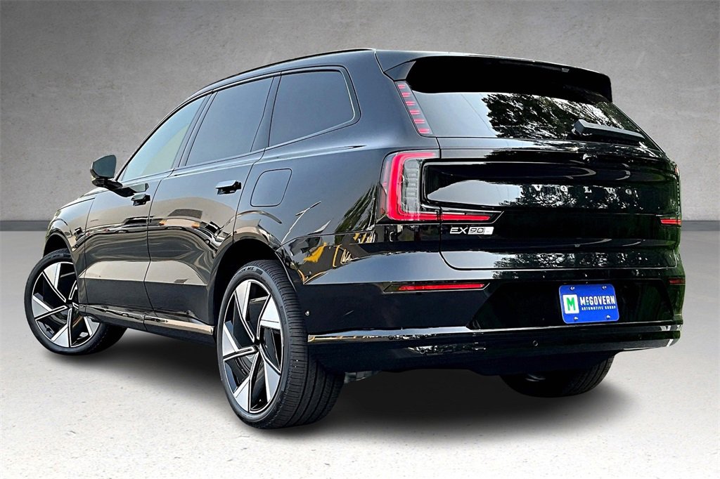 New 2025 Volvo EX90 Plus image 3