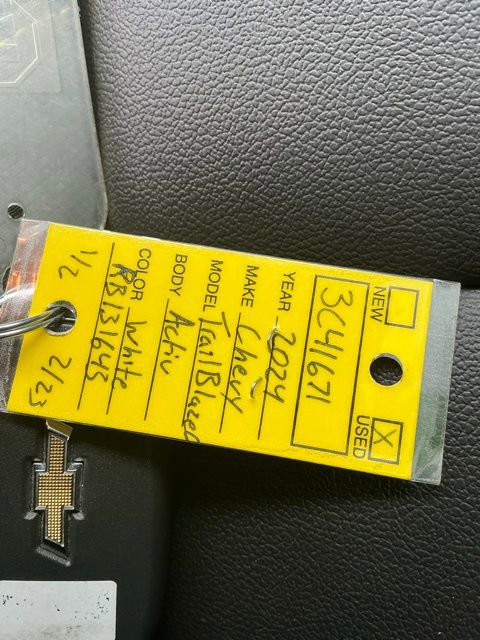 Used 2024 Chevrolet TrailBlazer ACTIV w/ Driver Confidence Package image 36