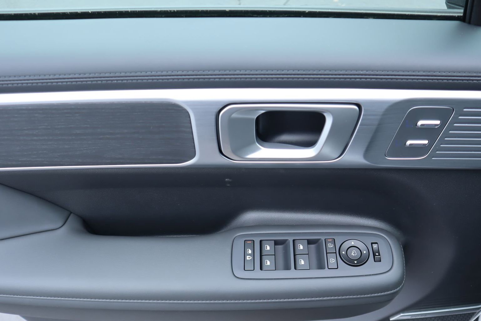 New 2026 Hyundai Santa Fe Limited image 24