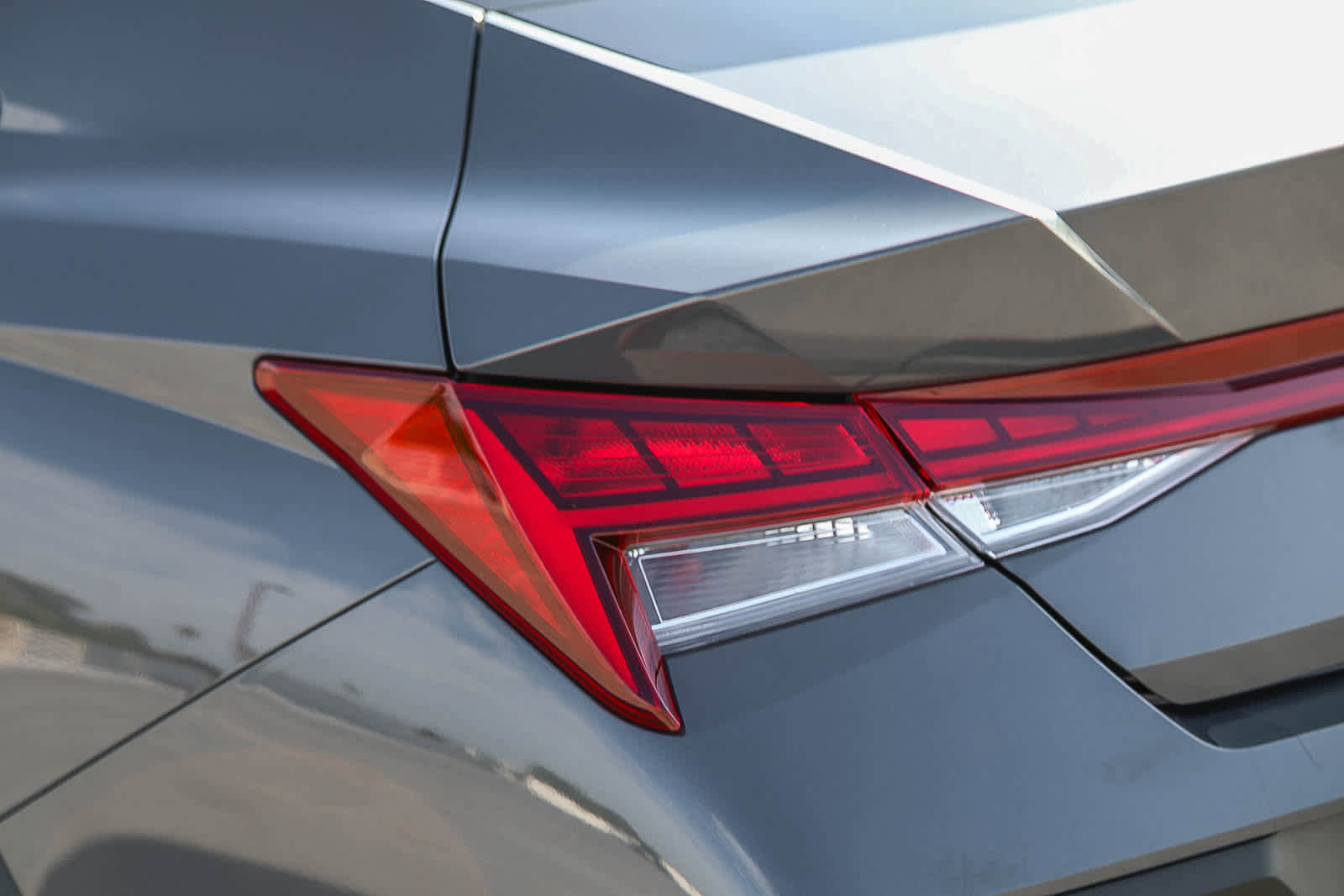 Used 2026 Hyundai Elantra Blue w/ Cargo Package image 9