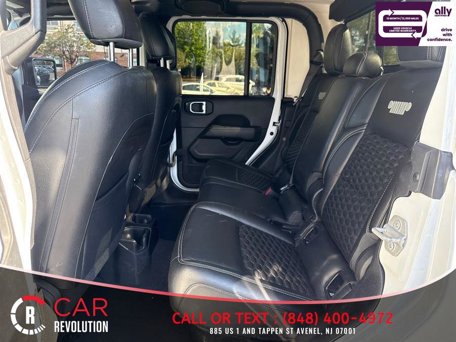 Used 2022 Jeep Gladiator Overland w/ Cold Weather Group AWD/4WD image 9