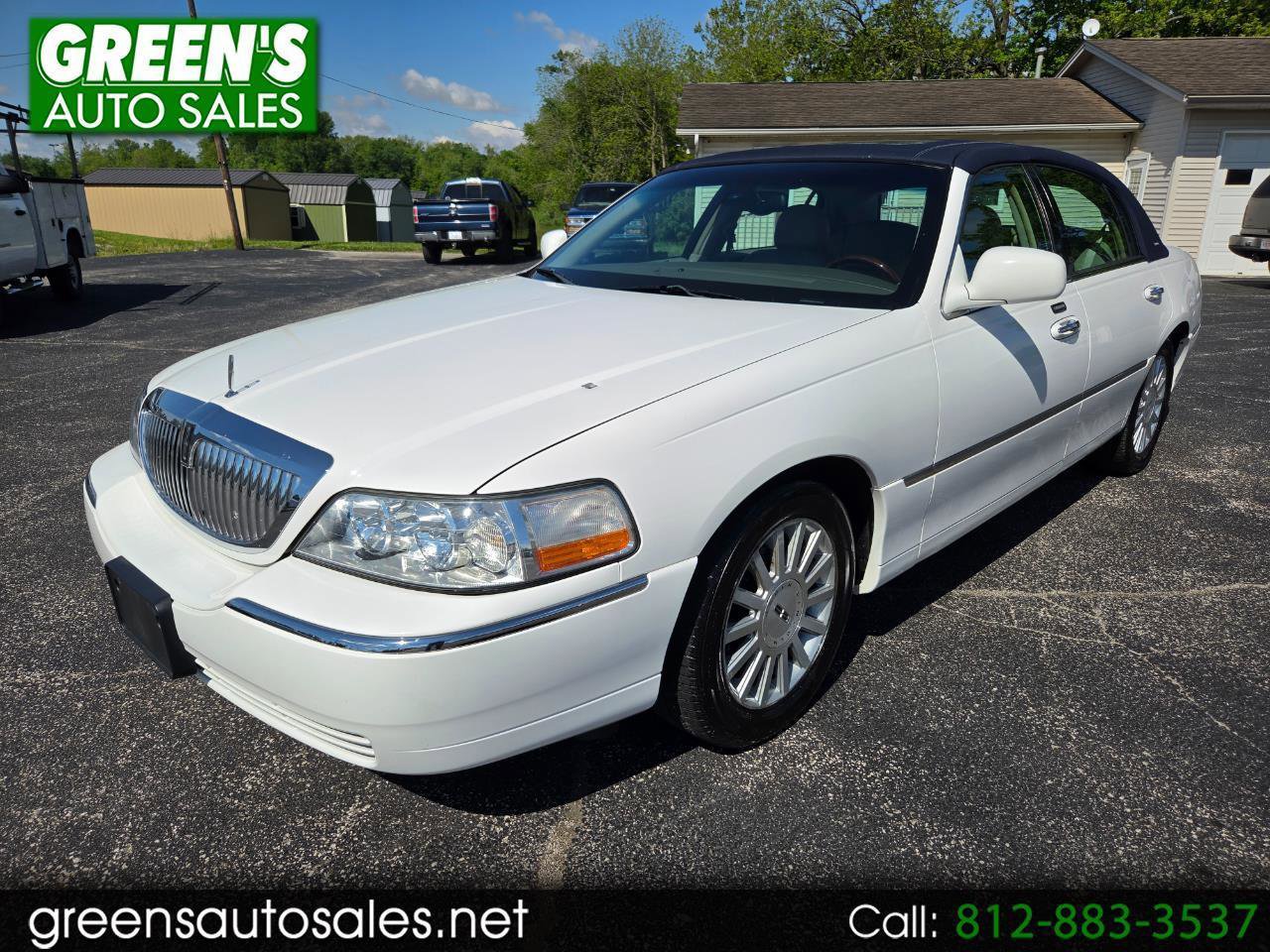 Used 2003 Lincoln Town Car Signature