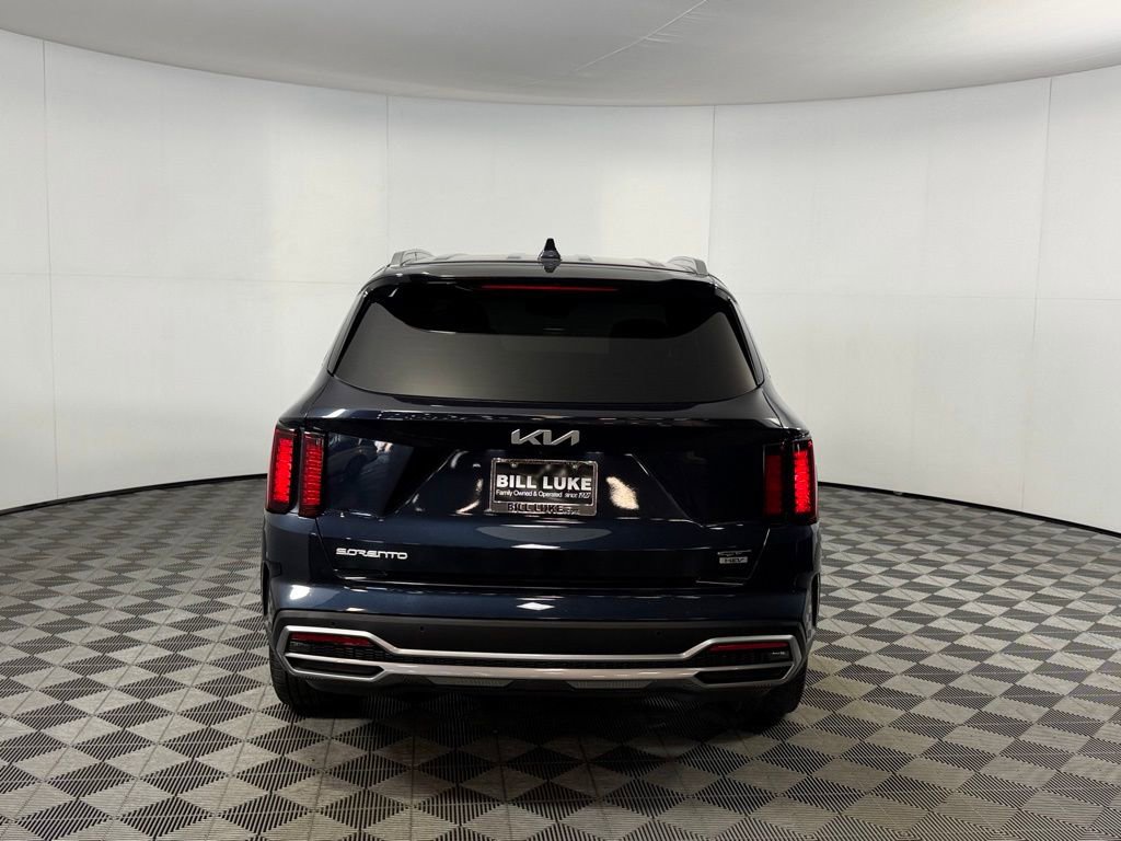 Used 2023 Kia Sorento EX image 9