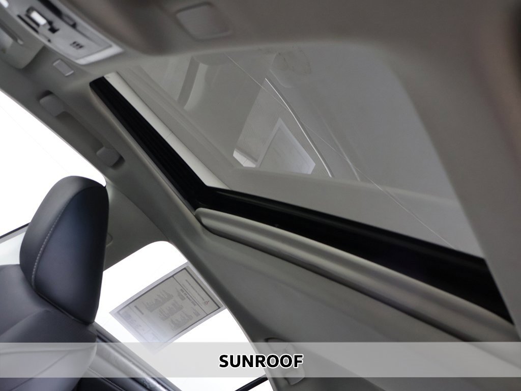 Used 2025 Lexus ES 350 w/ Premium Package image 3