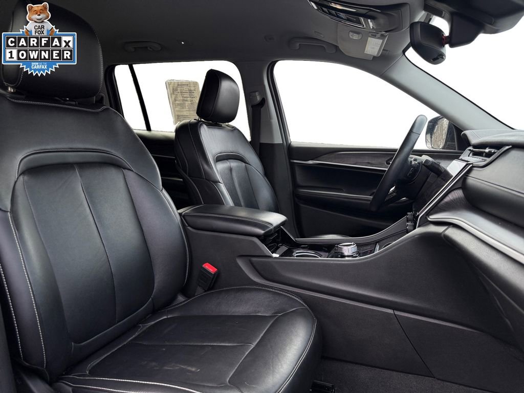 Used 2021 Jeep Grand Cherokee L Limited AWD/4WD image 15