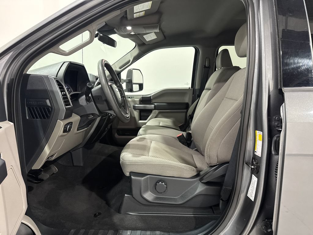Used 2022 Ford F250 XLT AWD/4WD image 15