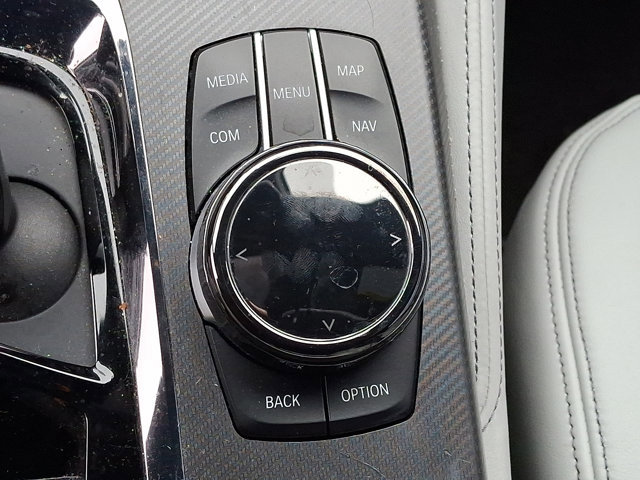 Used 2018 BMW M5 image 23