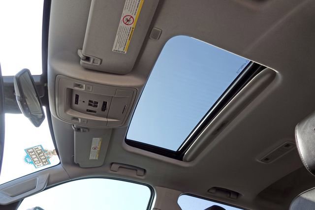 Used 2017 GMC Sierra 3500 Denali w/ Duramax Plus Package image 48