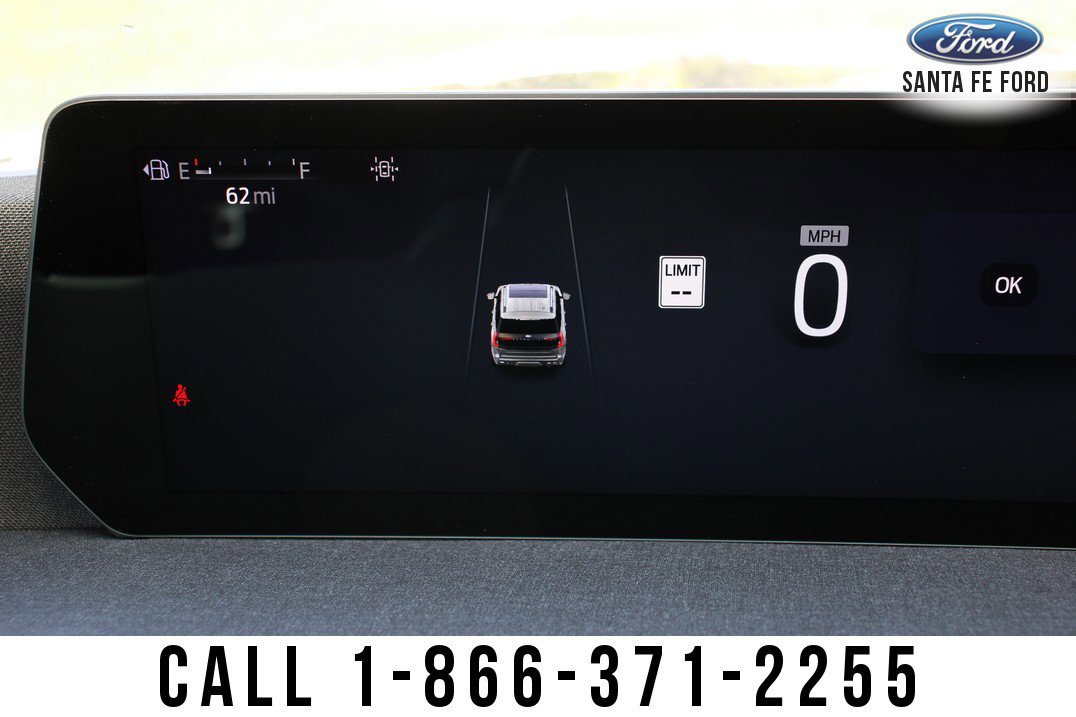 New 2025 Ford Expedition Active image 32