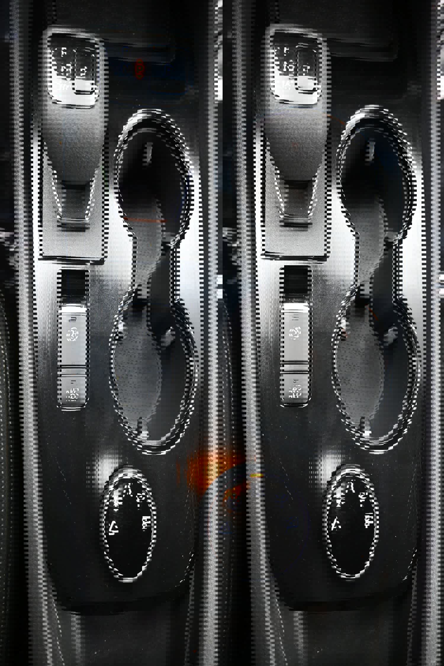 Used 2023 Nissan Rogue S image 19