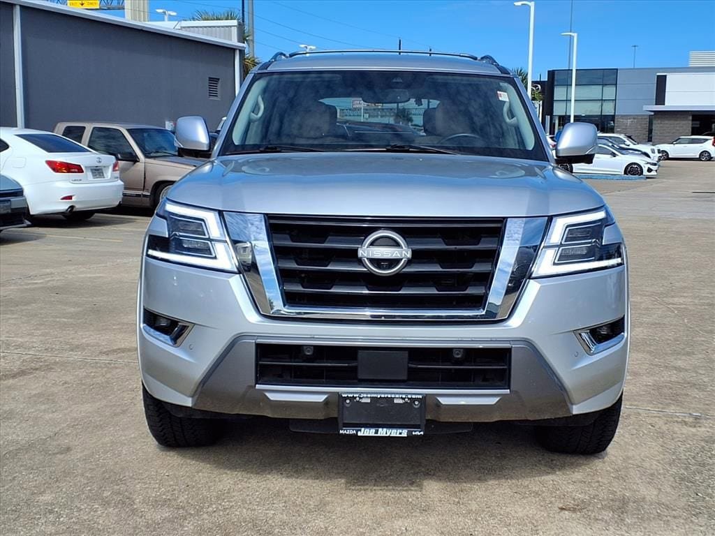 Used 2022 Nissan Armada SL w/ Captain's Chairs Package RWD image 7