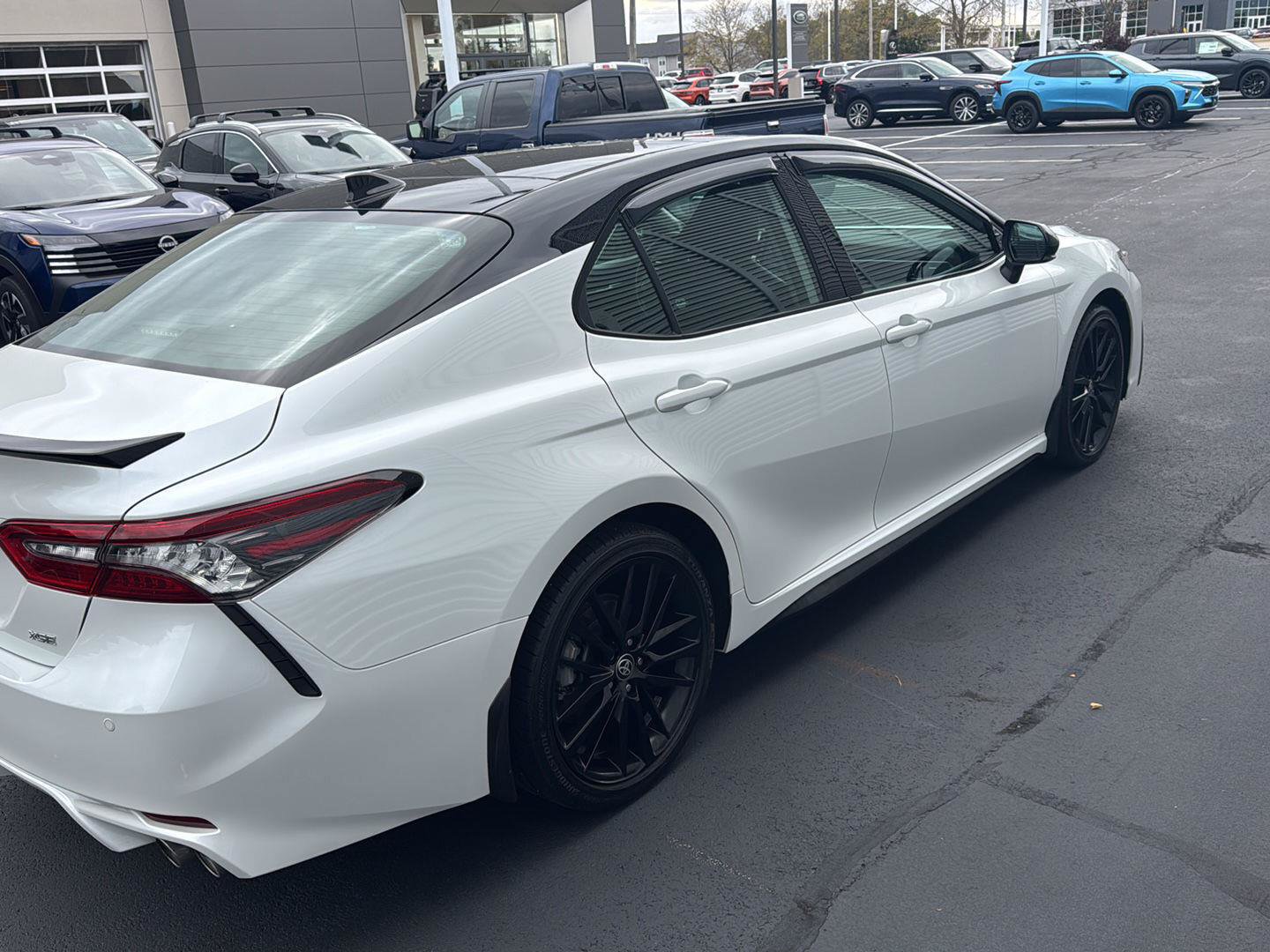Used 2021 Toyota Camry XSE w/ Navigation Package FWD image 6