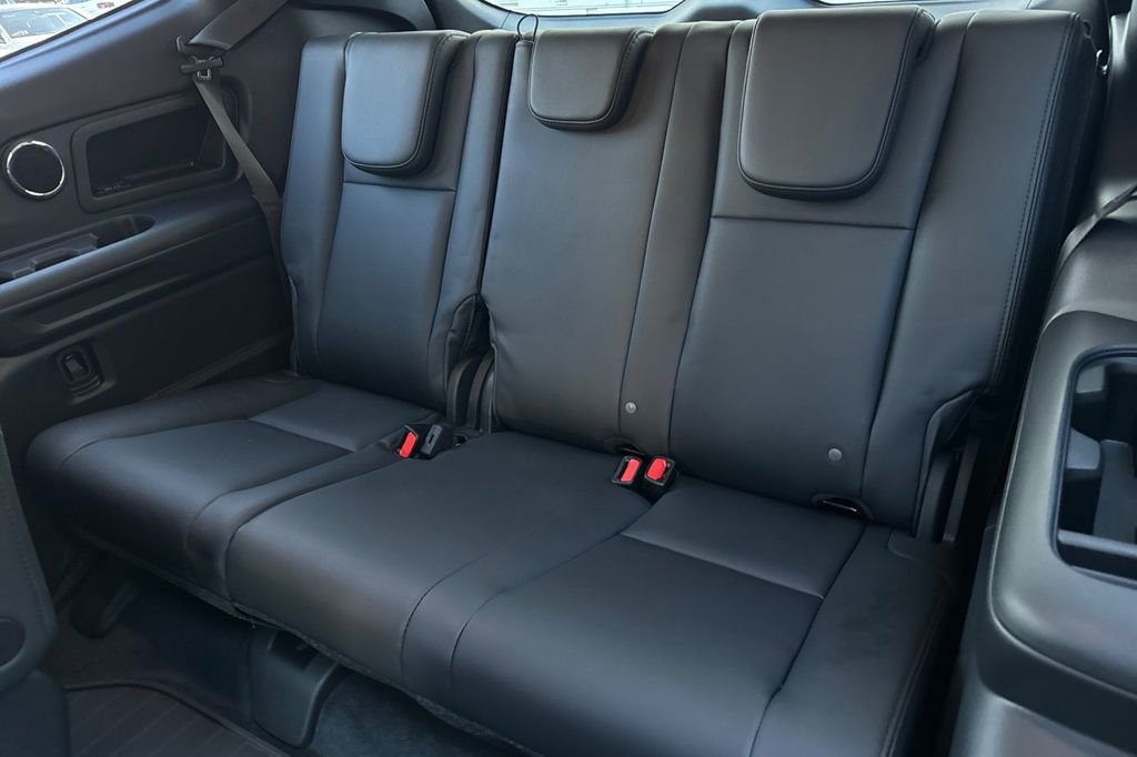 Used 2025 Subaru Ascent Bronze Edition w/ Onyx Package image 17