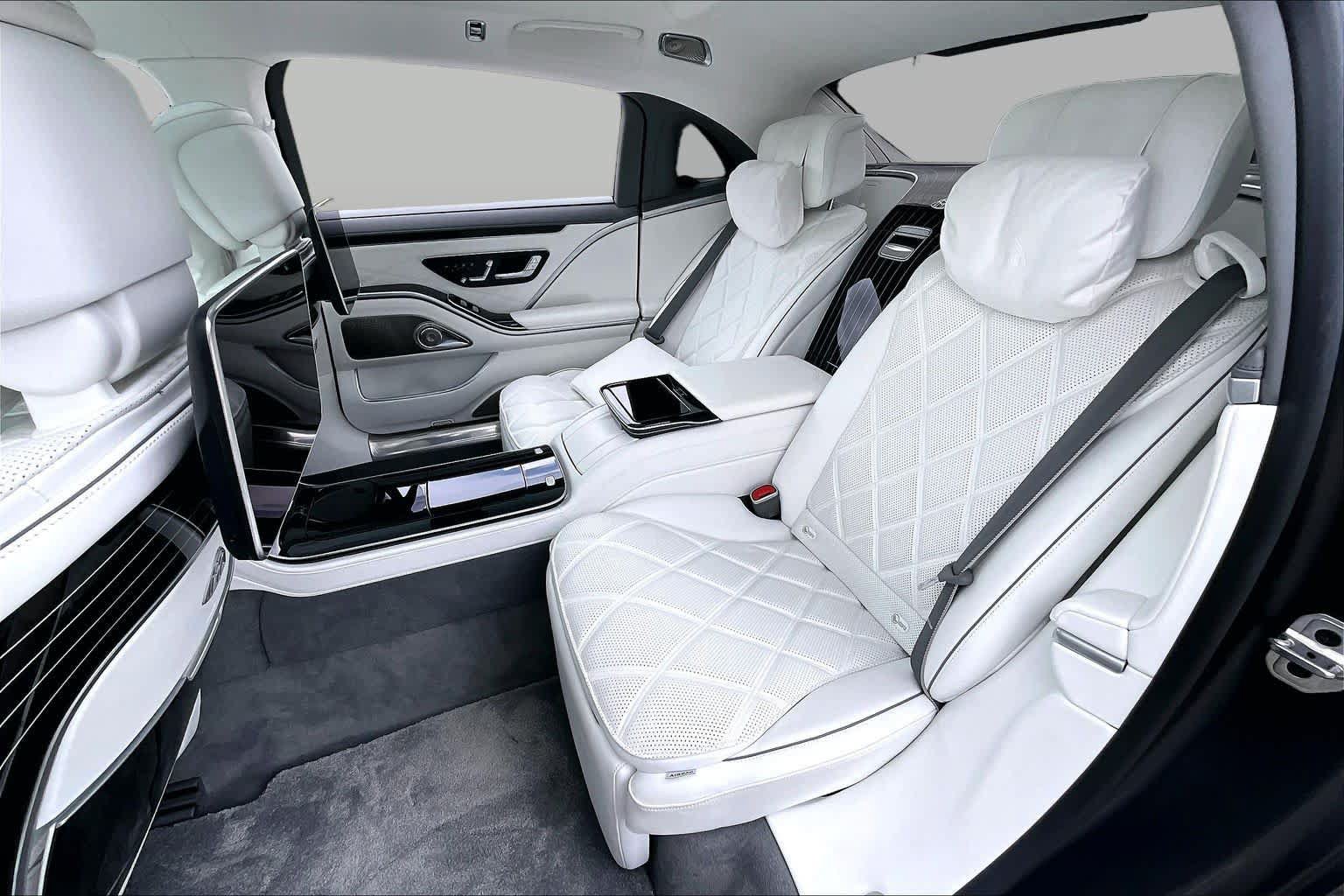 Used 2024 Mercedes-Benz Maybach S 680 4MATIC image 18