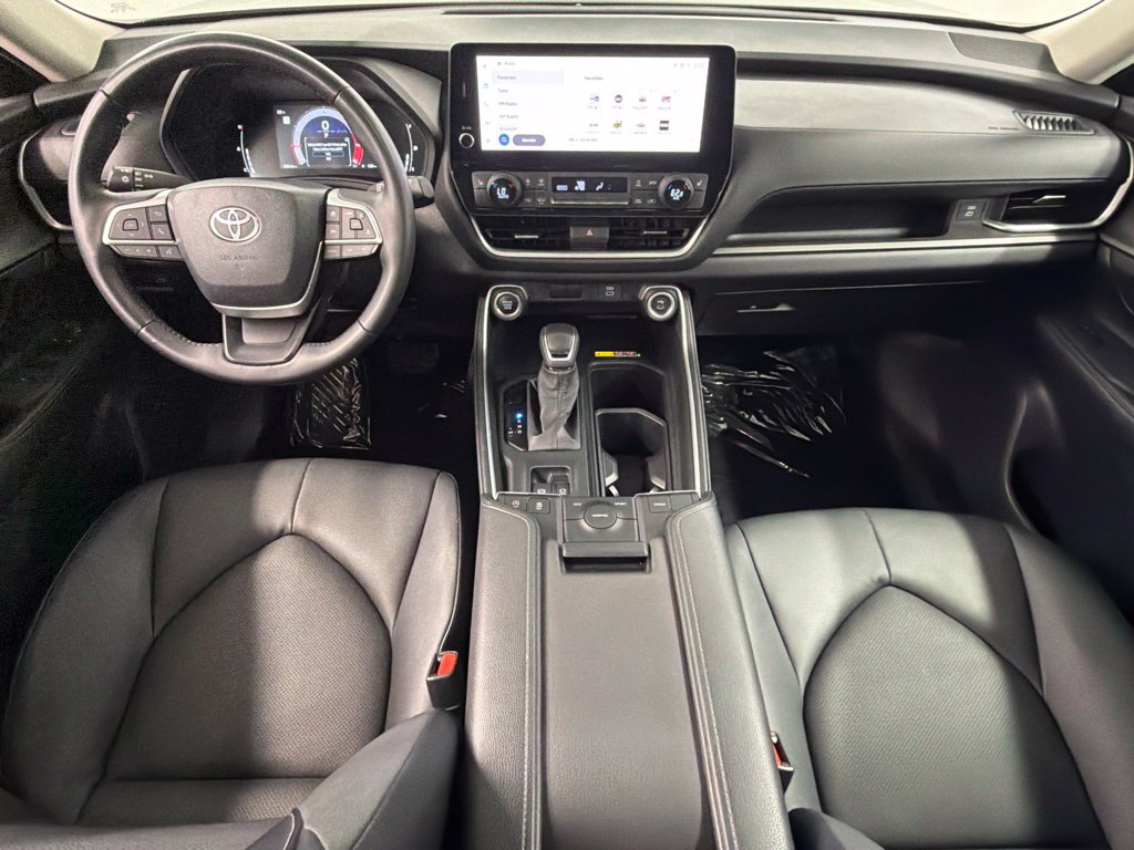 Certified 2026 Toyota Grand Highlander FWD image 37