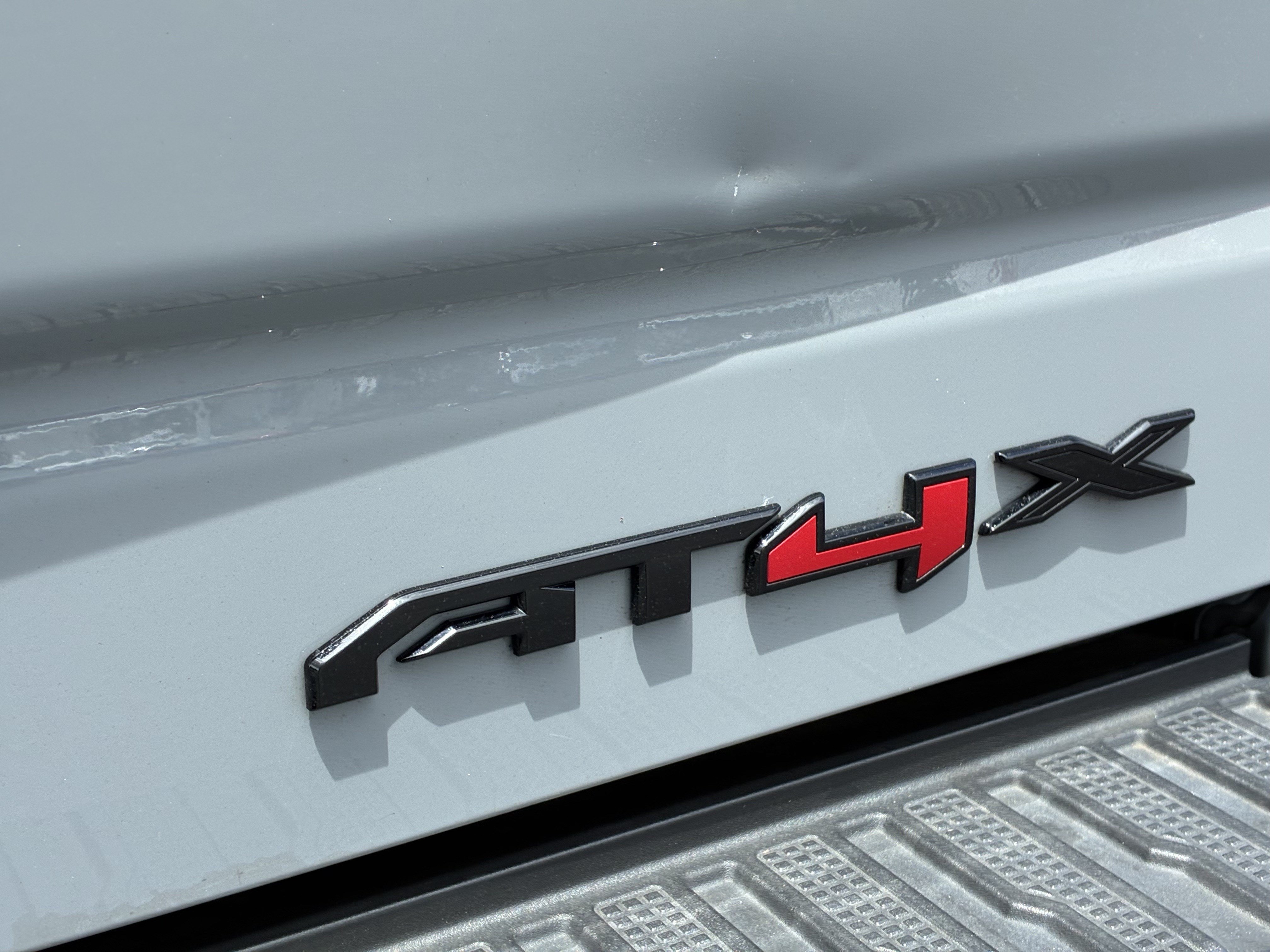 Used 2024 GMC Sierra 1500 AT4X w/ AT4X AEV Edition AWD/4WD image 13