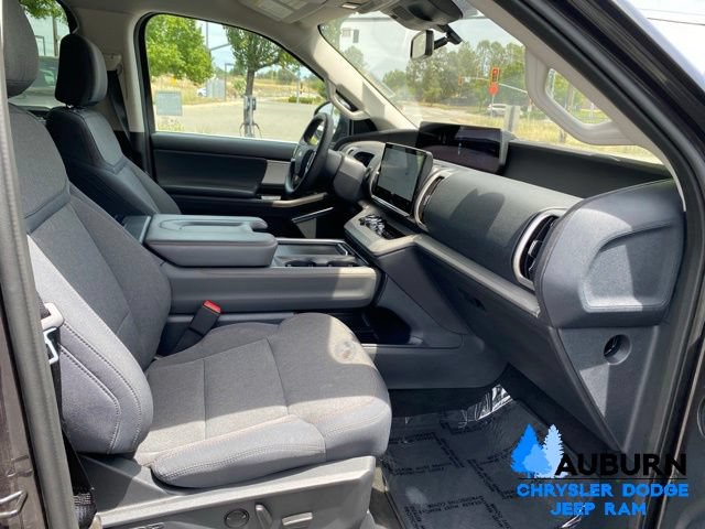 Used 2025 Ford Expedition Max Active AWD/4WD image 22
